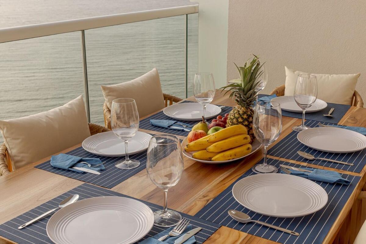 Luxury Ocean View Building H2 - Hyatt Cartagena
