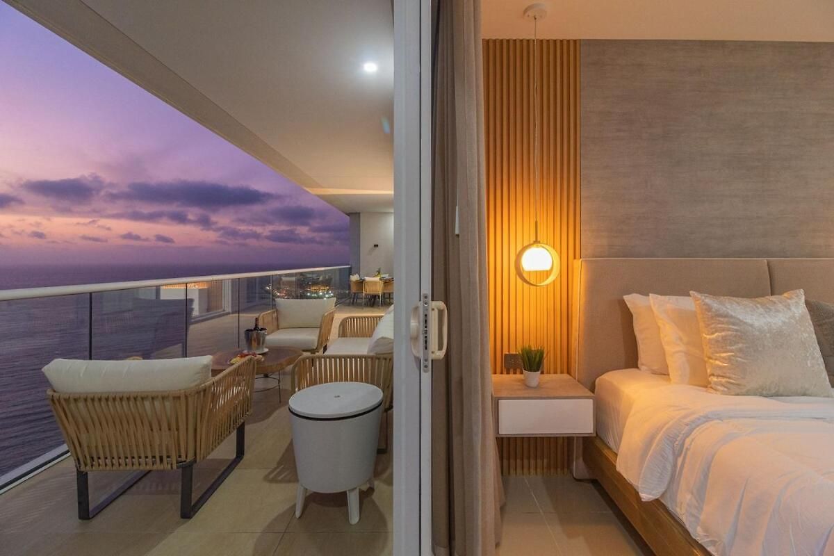 Luxury Ocean View Building H2 - Hyatt Cartagena