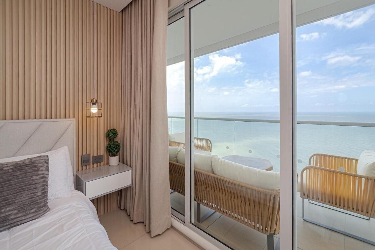 Luxury Ocean View Building H2 - Hyatt Apartment