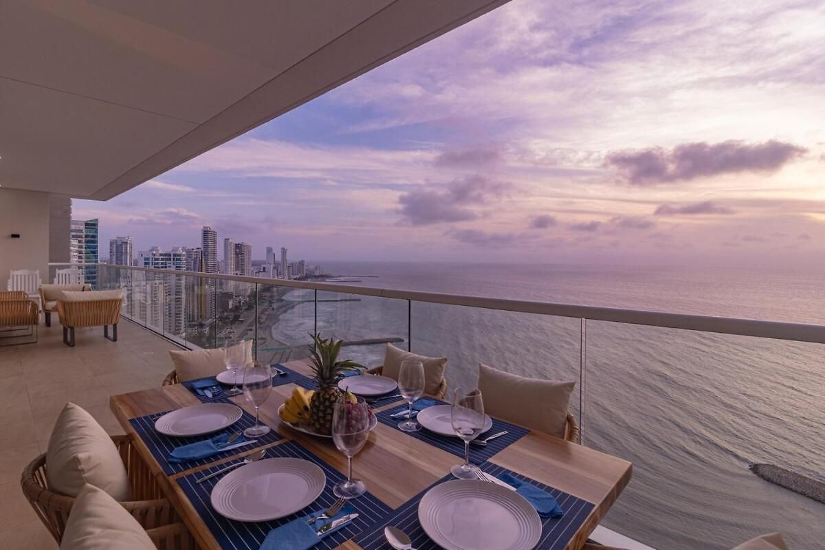 Luxury Ocean View Building H2 - Hyatt Apartment *