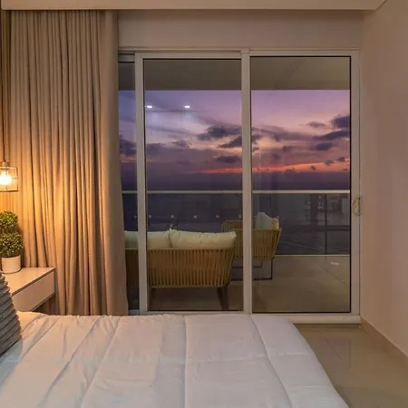 Luxury Ocean View Building H2 - Hyatt Cartagena