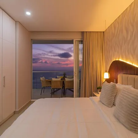 Luxury Ocean View Building H2 - Hyatt Cartagena